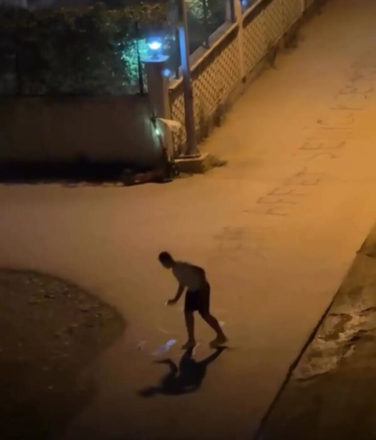 askini su ile yazdi ViEcUBjc