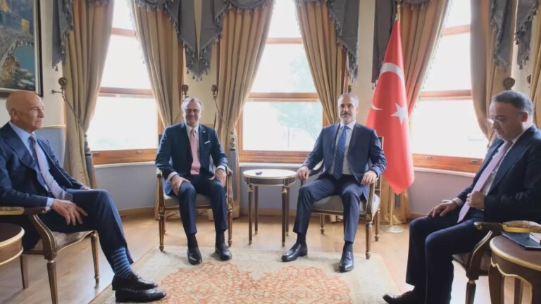 hakan fidan trumpin danismanini kabul etti xX7QnIJj