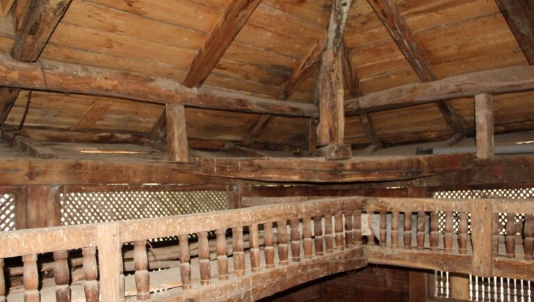 yillara meydan okuyan ahsap depo serendi uZFtTARp