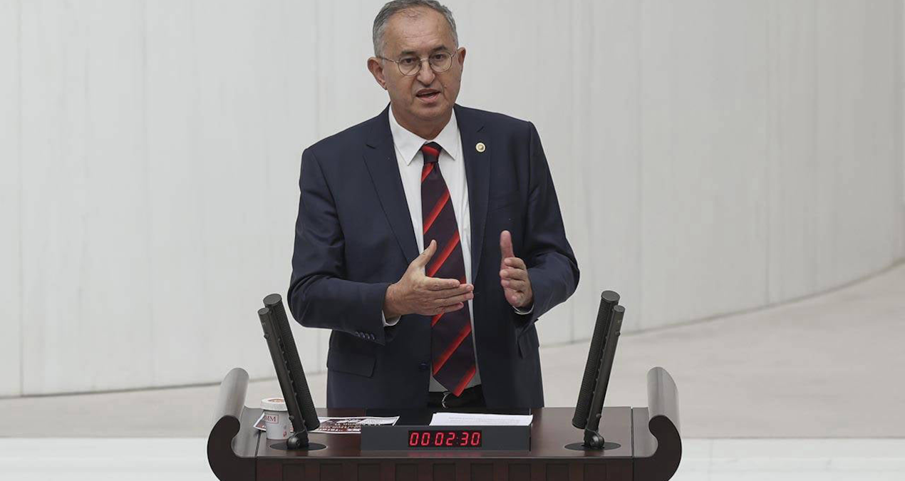 eski chp izmir milletvekili atila sertel gozaltina alindi ackI4QLx