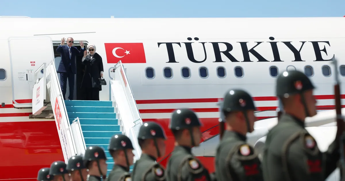 cumhurbaskani erdogan turk devletleri teskilati zirvesi icin azerbaycan yolcusu VS9uVVpP