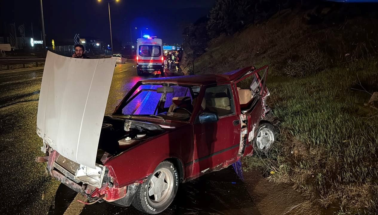 Gebze’de trafik kazası: İki yaralı gebzede trafik kazasi iki yarali njrYwA3g.jpg