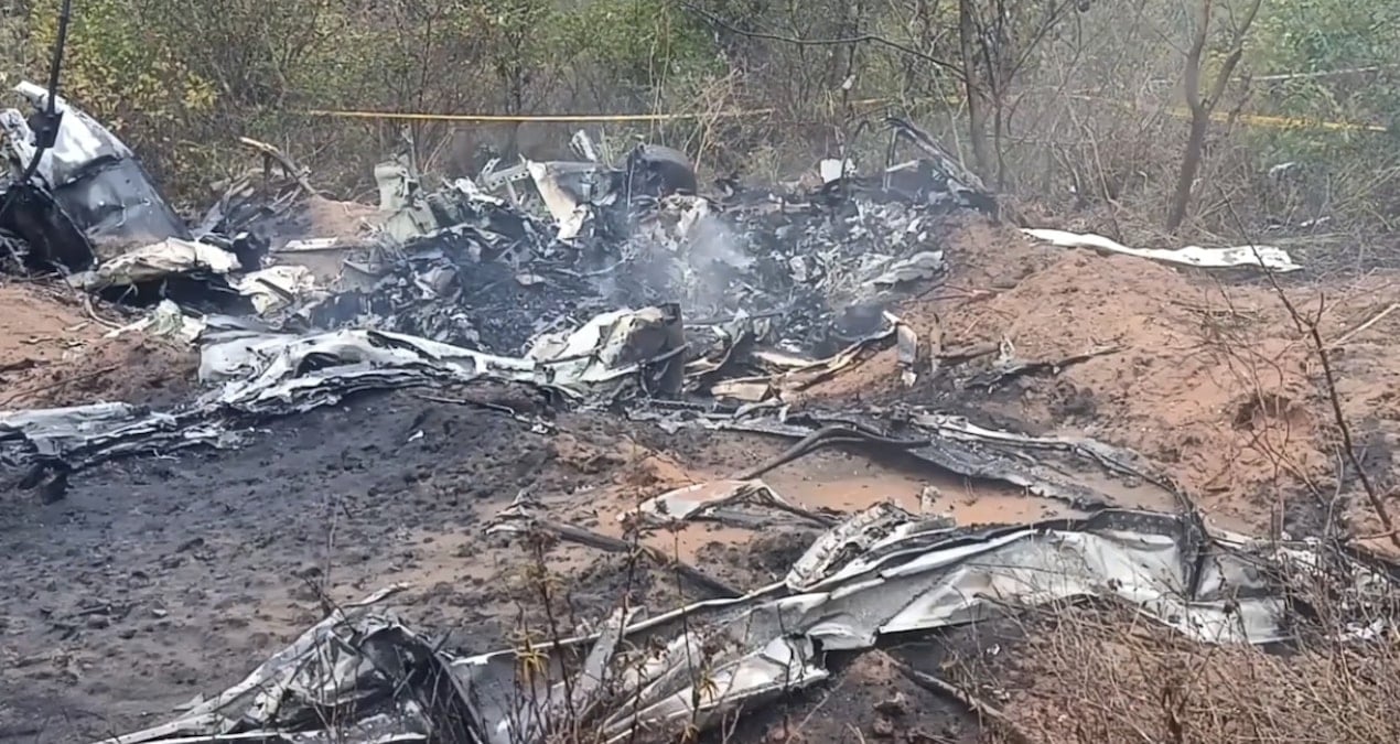 kenyada ucak dustu 11 olu ENzuL5am.jpg