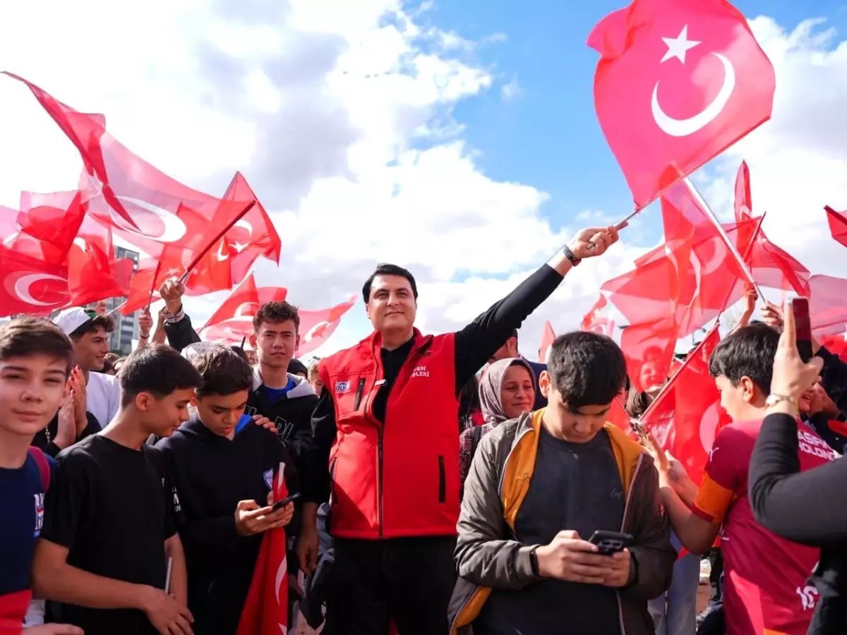 yilmazdan 29 ekim cumhuriyet bayrami mesaji DT8DcDEa.jpg