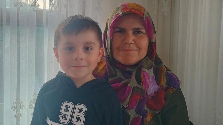 3 gundur kayiplar anne ve 5 yasindaki oglu icin zaman daraliyor UeXn4K84.jpg