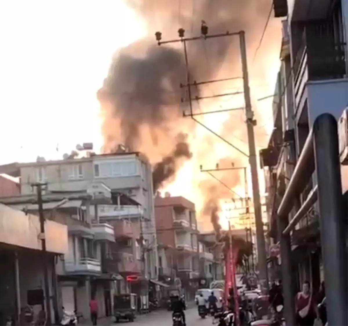 adanada tekstil atolyesinde yangin LtMxRBfv.jpg