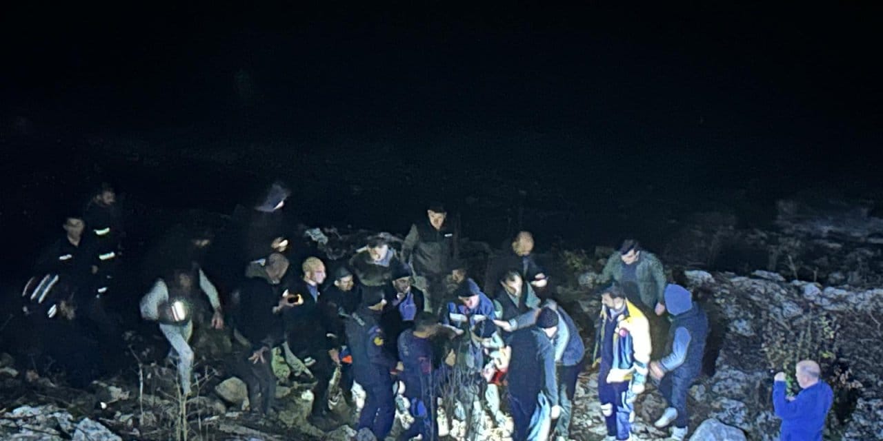 Kastamonu’da denize uçan otomobilin sürücüsü yaralandı