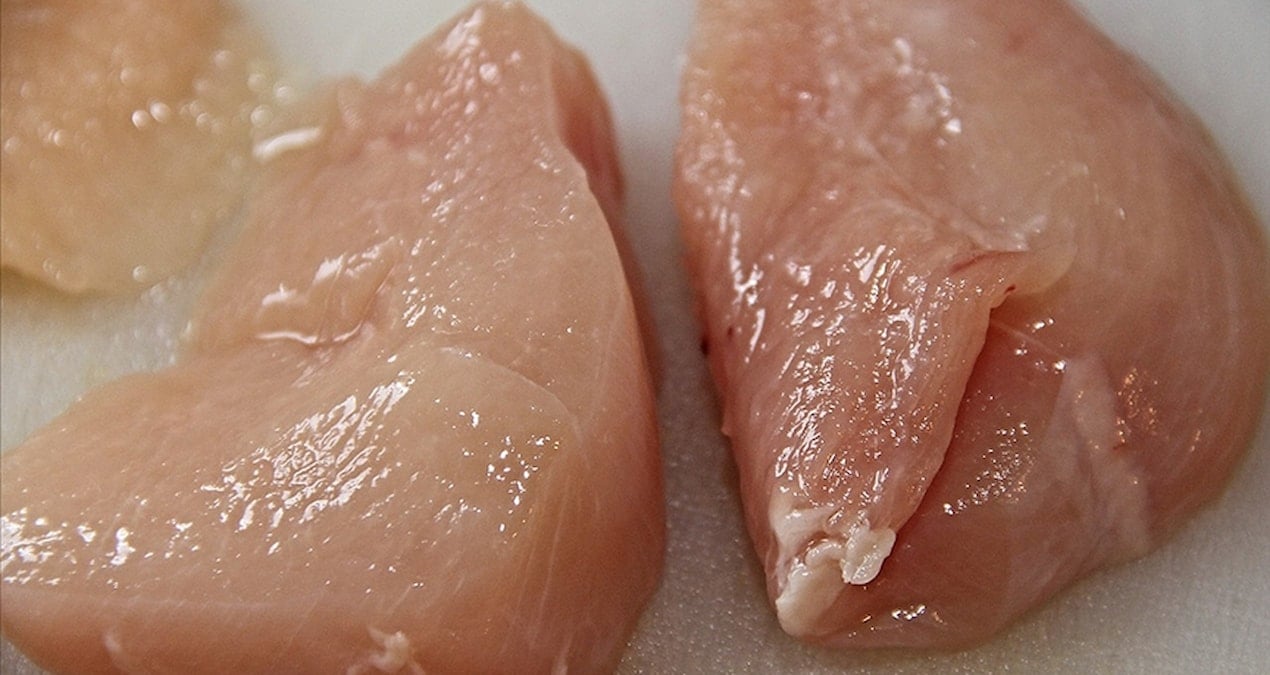 Tavuğu böyle pişirince zehir saçıyor