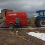 korkunc-olum-cocuk-yem-karma-makinesine-kapildi-tdkufY8i