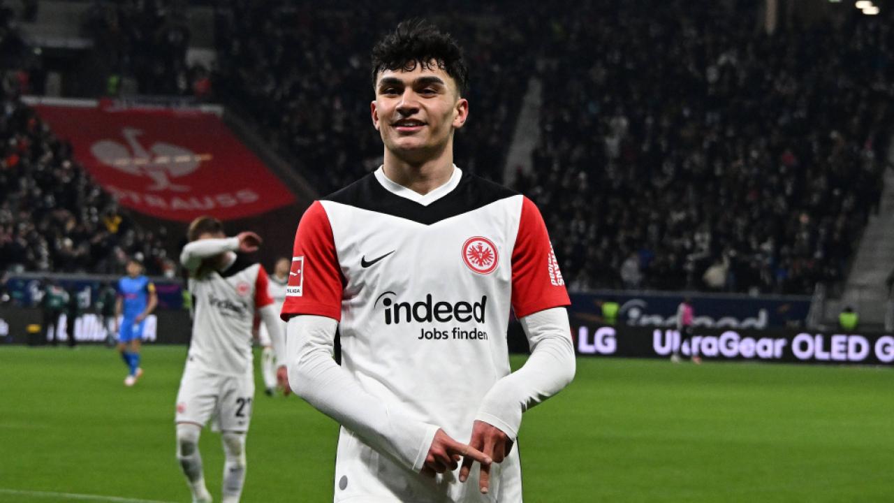 Can Uzun transferinde kıran kırana pazarlık! Dursun Özbek’in ayırdığı bütçe belli oldu Img