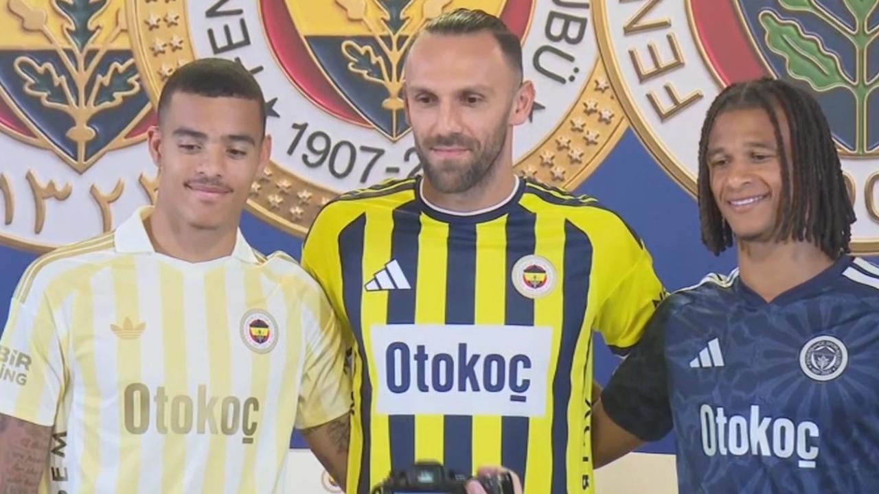 Fenerbahçe’de imza şov! Greenwood, Nathan Ake ve Vedat Muriqi’den şampiyonluk mesajı Img