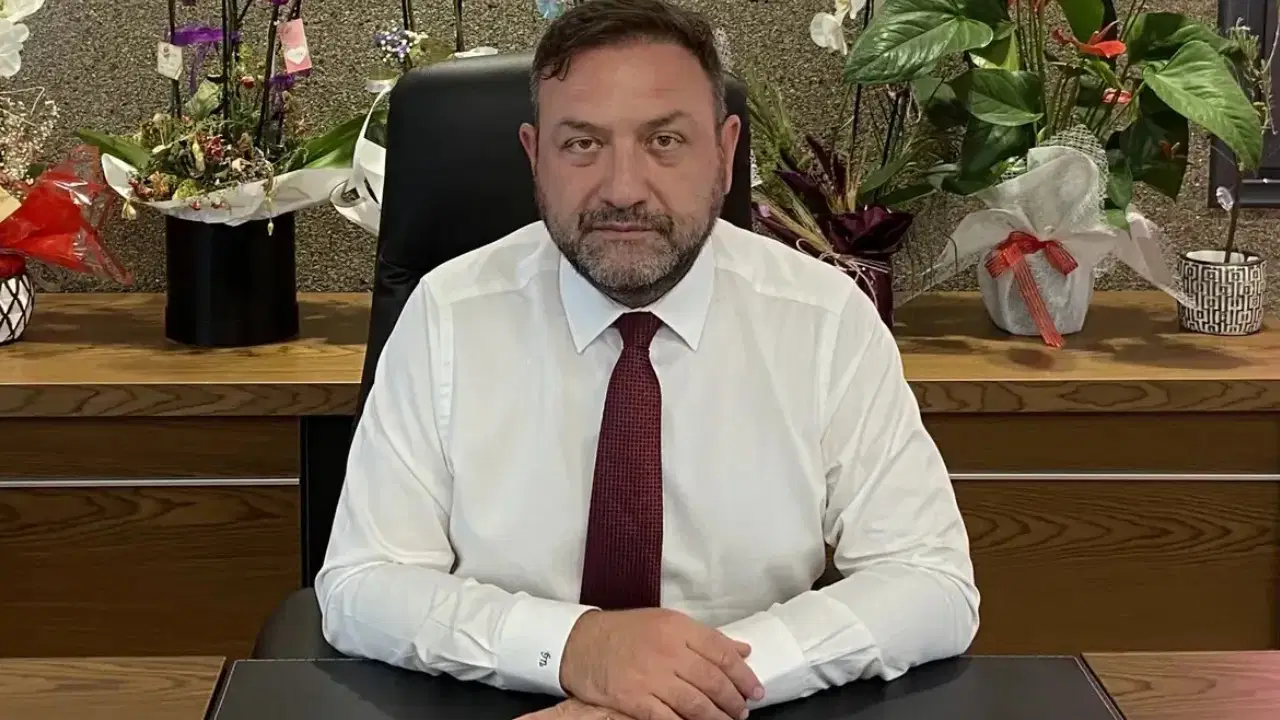 Mutlak butlan yönetimi tarafından atanmıştı… Gümrükçü yönetim kurulu listesini duyurdu Mutlak butlan yonetimi tarafindan atanmisti gumrukcu yonetim kurulu listesini duyurdu qtfE1lrx